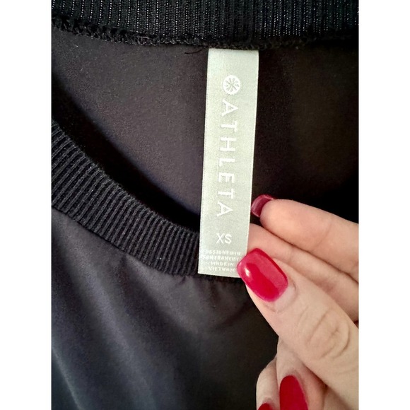 Athleta Black Zephyr Shell Sleeveless Workout Top - Picture 4 of 5